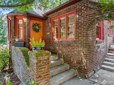 5330 SW Lander Street