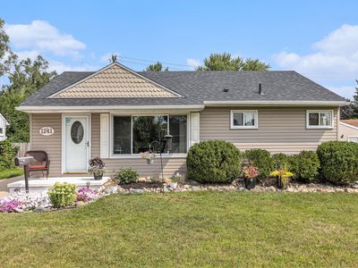 1241 Shirley Dr