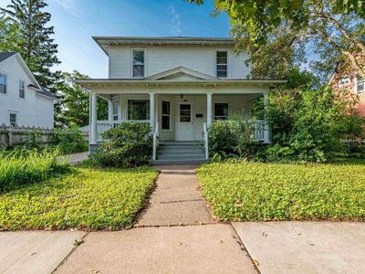 810 ADAMS STREET