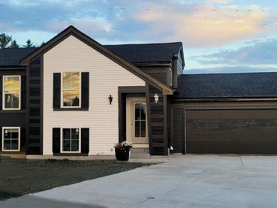 6900 West Beatrice COURT