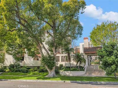 427 E Orange Grove Ave UNIT 104