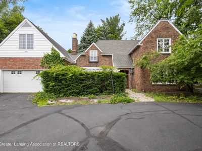 201 E Abbott Woods Dr #8