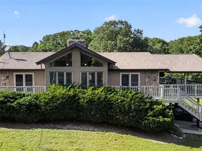 125 Rolling Acres Ln