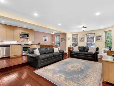 525 E 89th St APT 1E