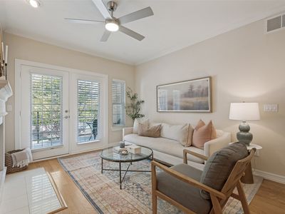 3400 Welborn St APT 208