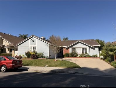 25577 Almendra Dr