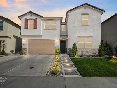 4121 Trinity Alps Way