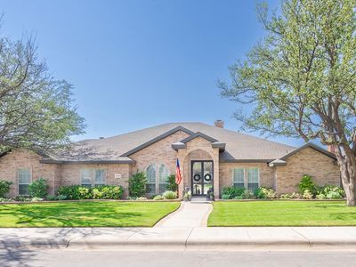 4001 Baybrook Dr