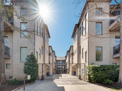 4023 Rawlins St APT 108