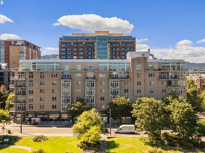 1133 NW 11th Ave APT 305