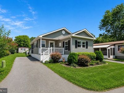 28 Wagon Wheel Ln