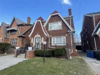 17152 Santa Rosa Dr