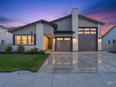 1407 Stirling Mdw