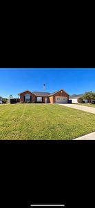 200 Arnold Dr