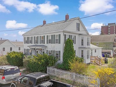 140 Douglas Street