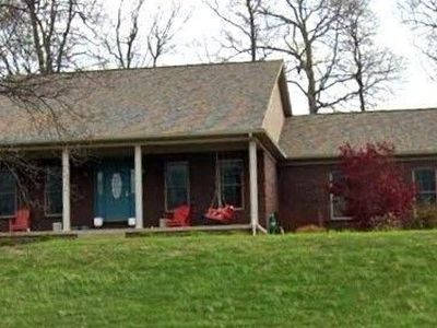 890 Logan Ln