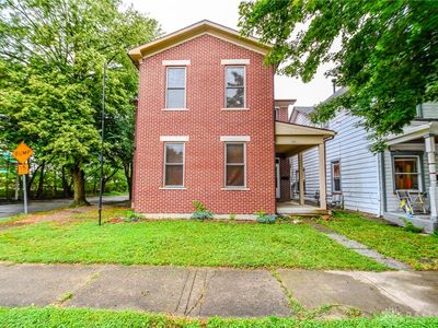 153 High St