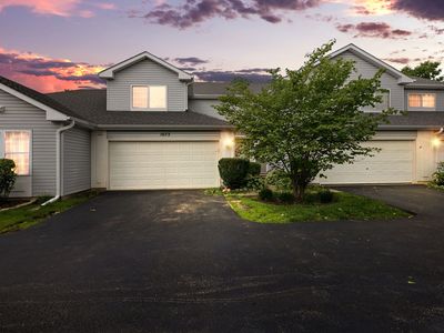 Property at 1653 Waterford Rd, North Aurora, IL