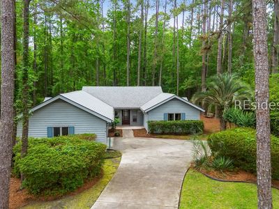 211 White Oaks Cir