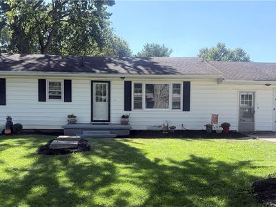 5449 Naomi Dr