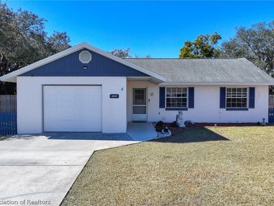 4237 Loquat Rd