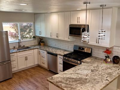 3186 Andre Ln