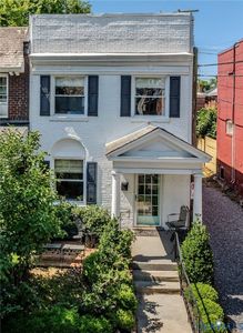 2619 Grayland Ave