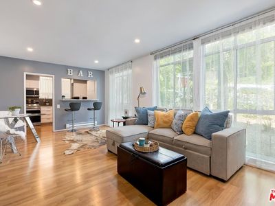 7270 Hillside Ave Unit 102