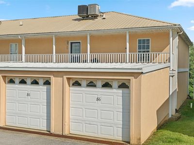 86 Lookout Dr