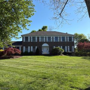 16 Providence Dr