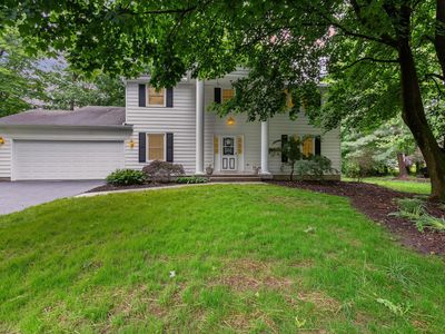 8723 Ramblewood Ct NW