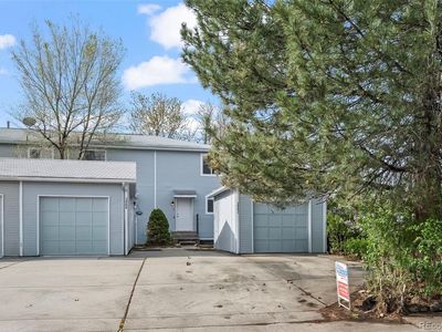 2862 W Warren Avenue