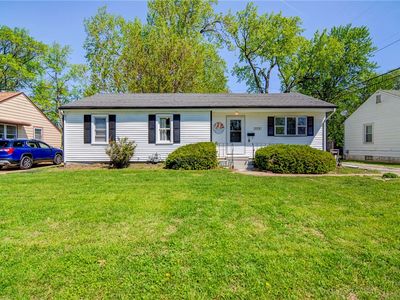 376 E Melrose Ct