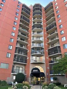 6500 Woodlake Dr APT 205