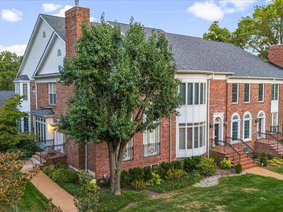 212 Gay Ave