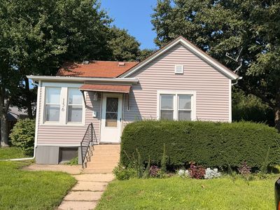 156 S Elm St