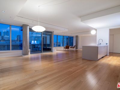 1155 S Grand Ave APT 1511