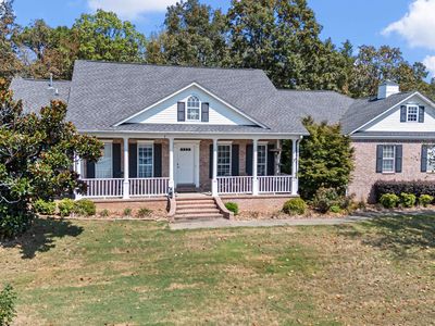 12 Ridgeline Dr W