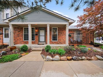 2950 W Whittier Ct