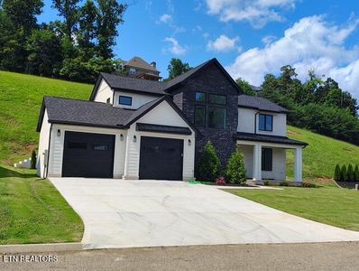 10237 Autumn Valley Ln