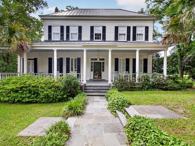 603 S Main St