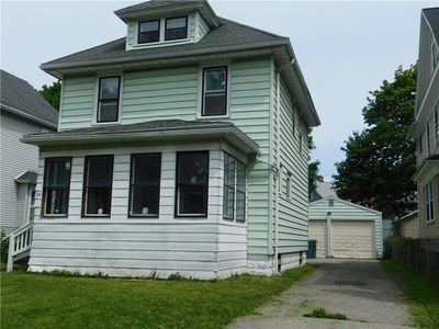 24 Bardin St
