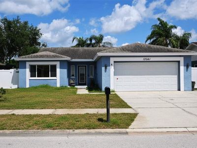 Property at 12041 70th St, Largo, FL