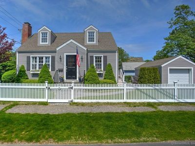 11 Oldfield Drive