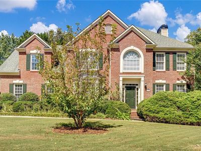 2502 Woolwich Ct NW