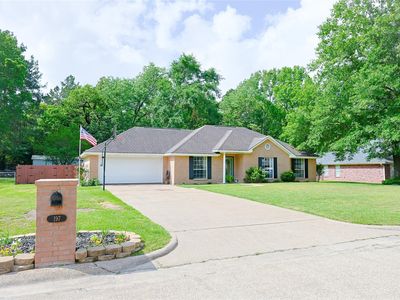 197 Hunters Glen Dr