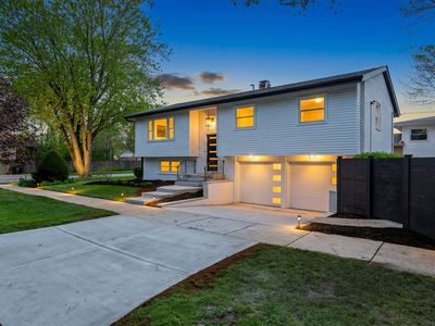 9132 Lincolnwood Dr