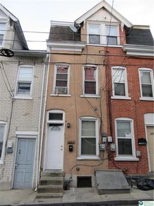 329 N Lumber St