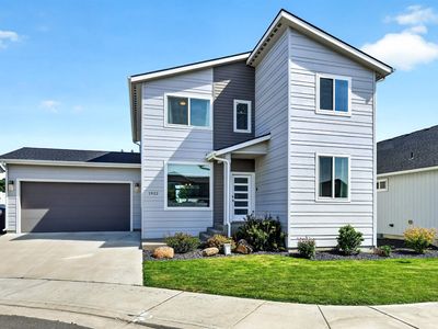 1922 W Lavender Ave