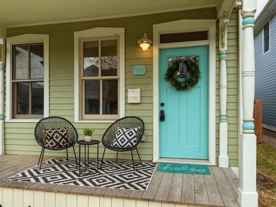 820 W Jefferson Blvd